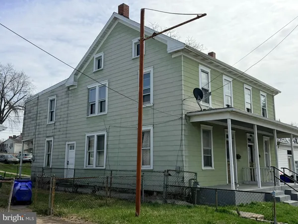$227,500 | 814 Salem Avenue, Hagerstown, MD 21740