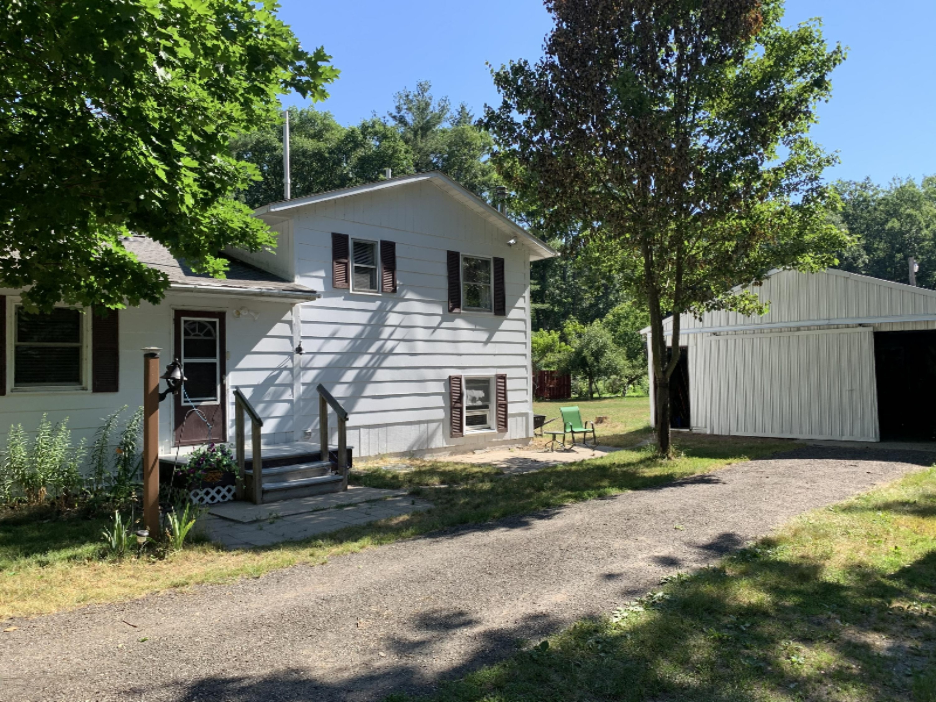 1162 South Sullivan Road Ravenna, MI 49451 - Photo 3 of 21 IMG_1506 (1)