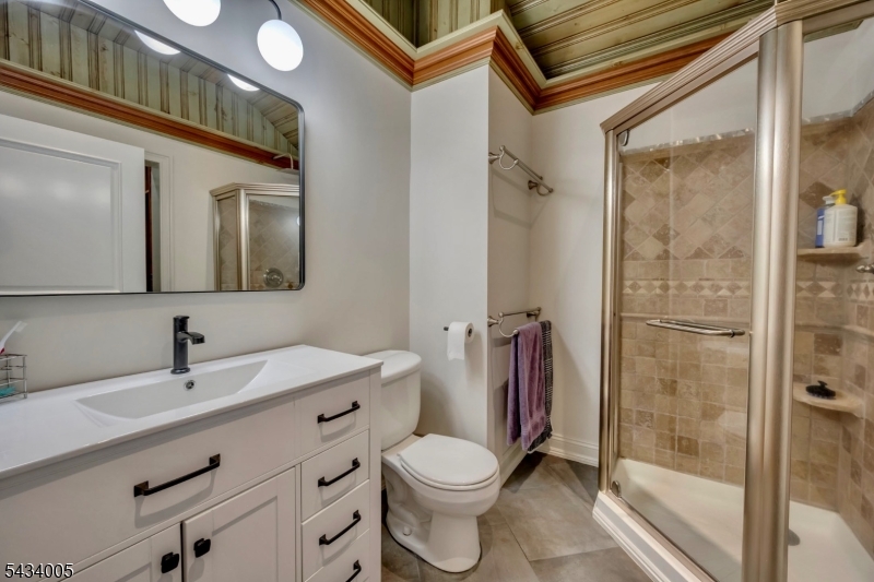3 Laurel Lane Chester, NJ 07930 - Photo 45 of 50