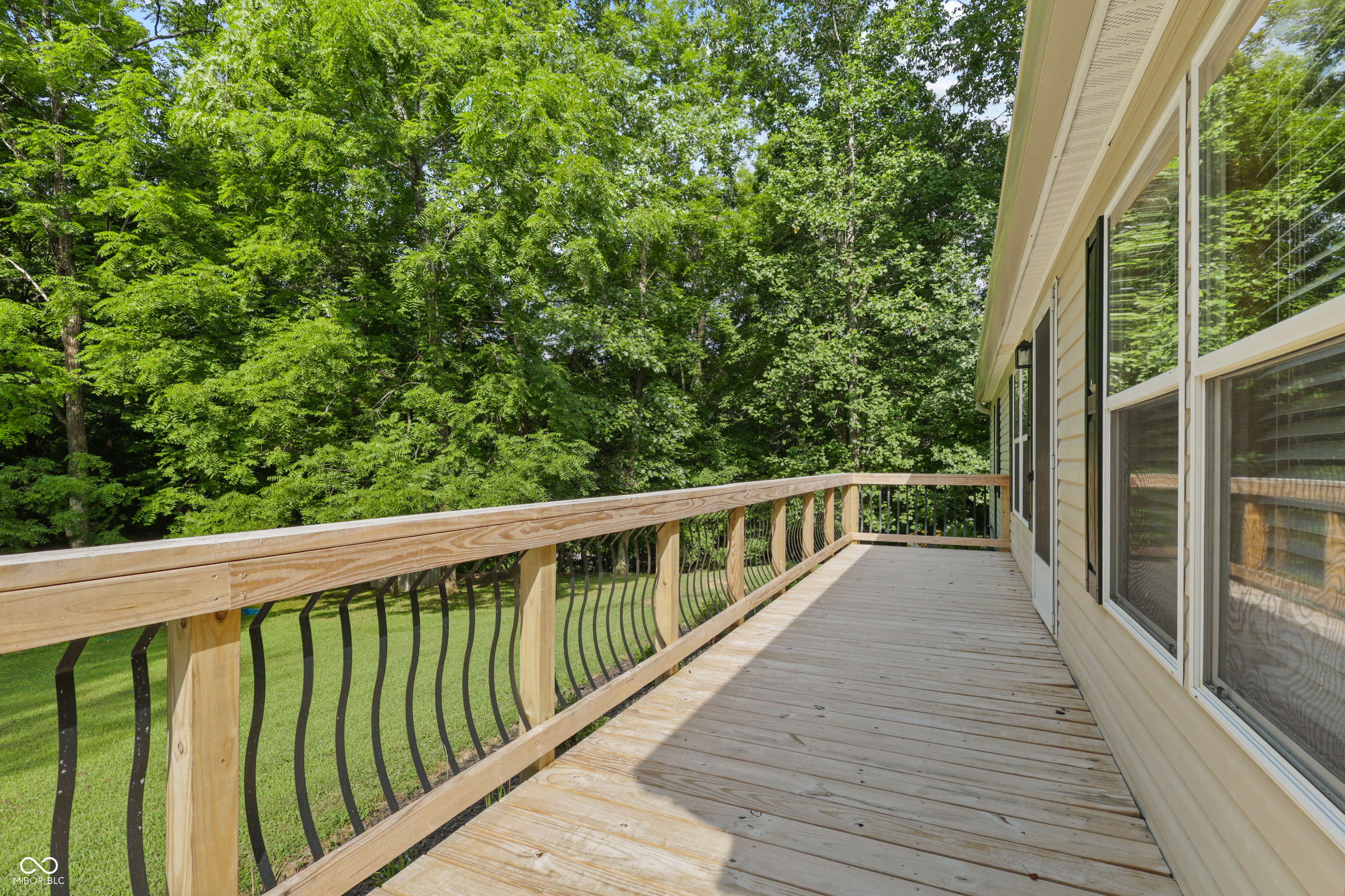 5542 East Washboard Road Bloomfield, IN 47424 - Photo 5 of 41