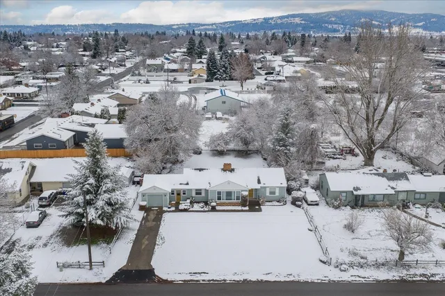 $389,000 | 14913 East Valleyway Avenue, Spokane Valley, WA 99216