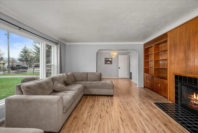 $389,000 | 14913 East Valleyway Avenue, Spokane Valley, WA 99216