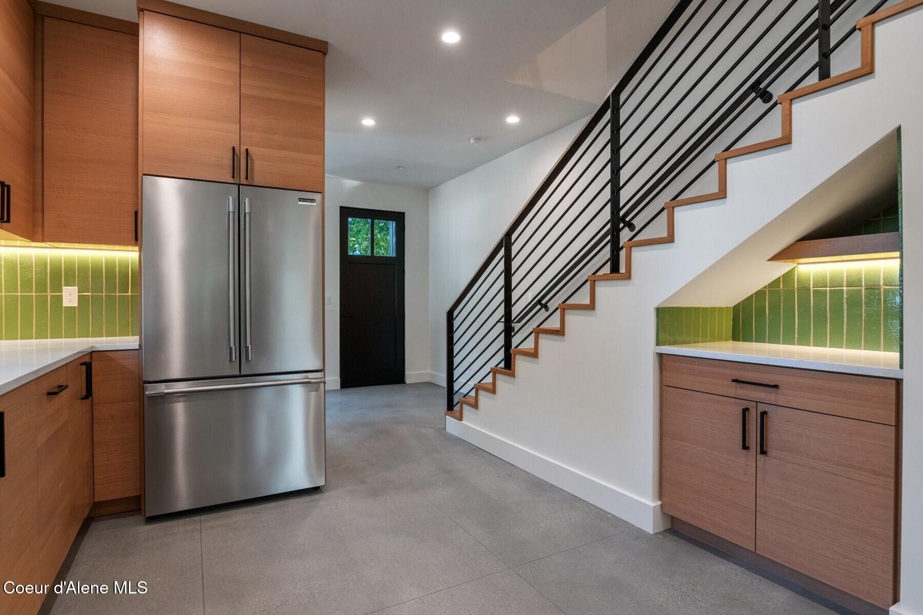 215 West Lake Street Sandpoint, ID 83864 - Photo 11 of 44 Open Flow through the Home