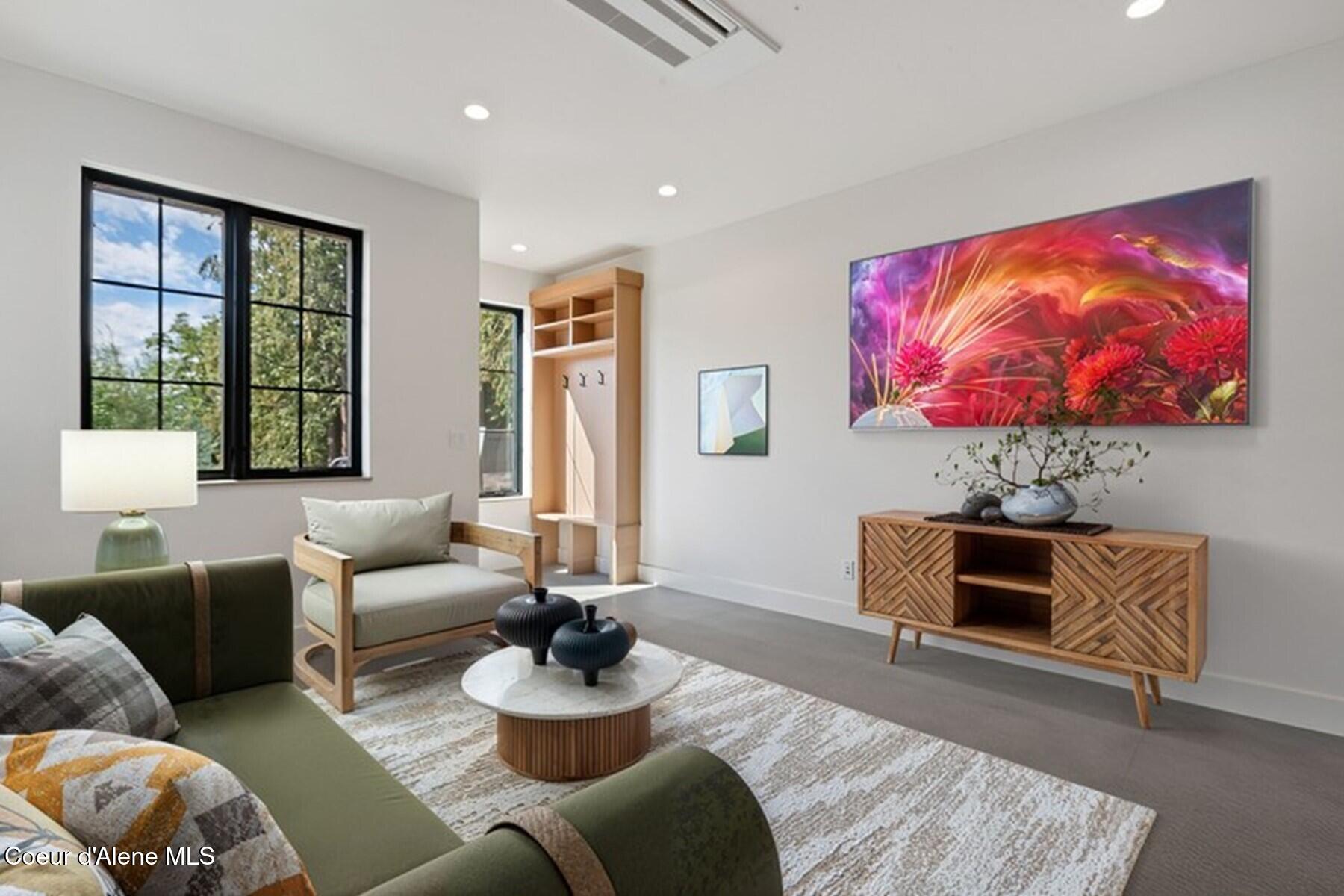 215 West Lake Street Sandpoint, ID 83864 - Photo 14 of 44 Living and Family Space