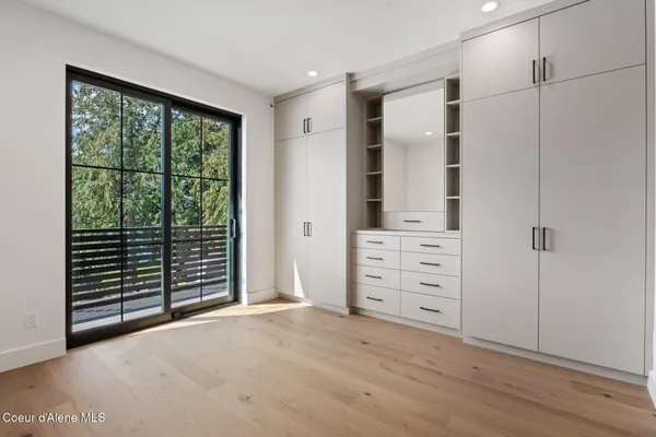 $855,000 | 215 West Lake Street, Sandpoint, ID 83864