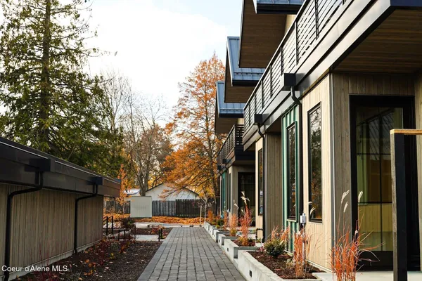 $855,000 | 215 West Lake Street, Sandpoint, ID 83864