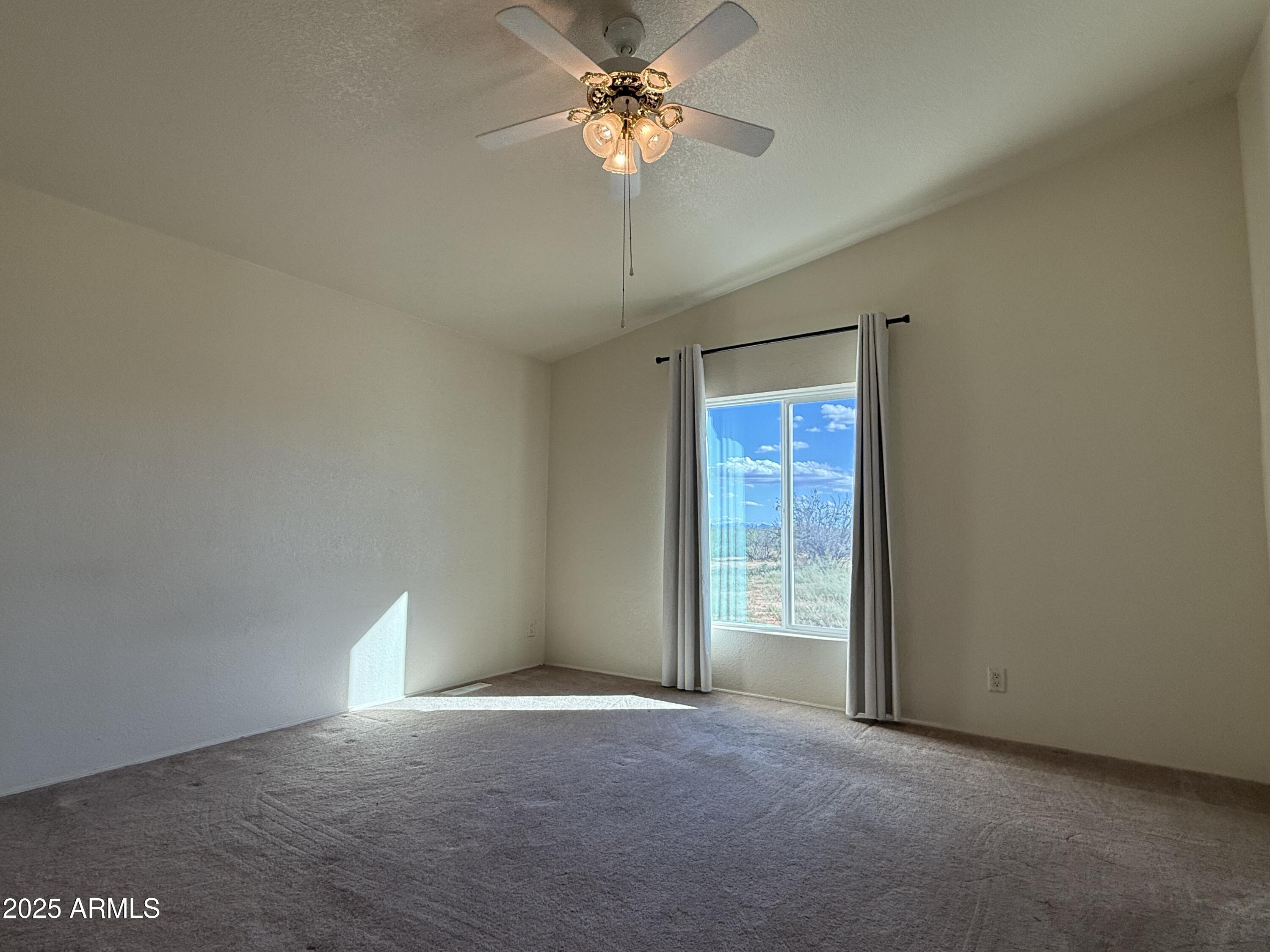 6226 South Ranch Road Hereford, AZ 85615 - Photo 12 of 27 IMG_4070