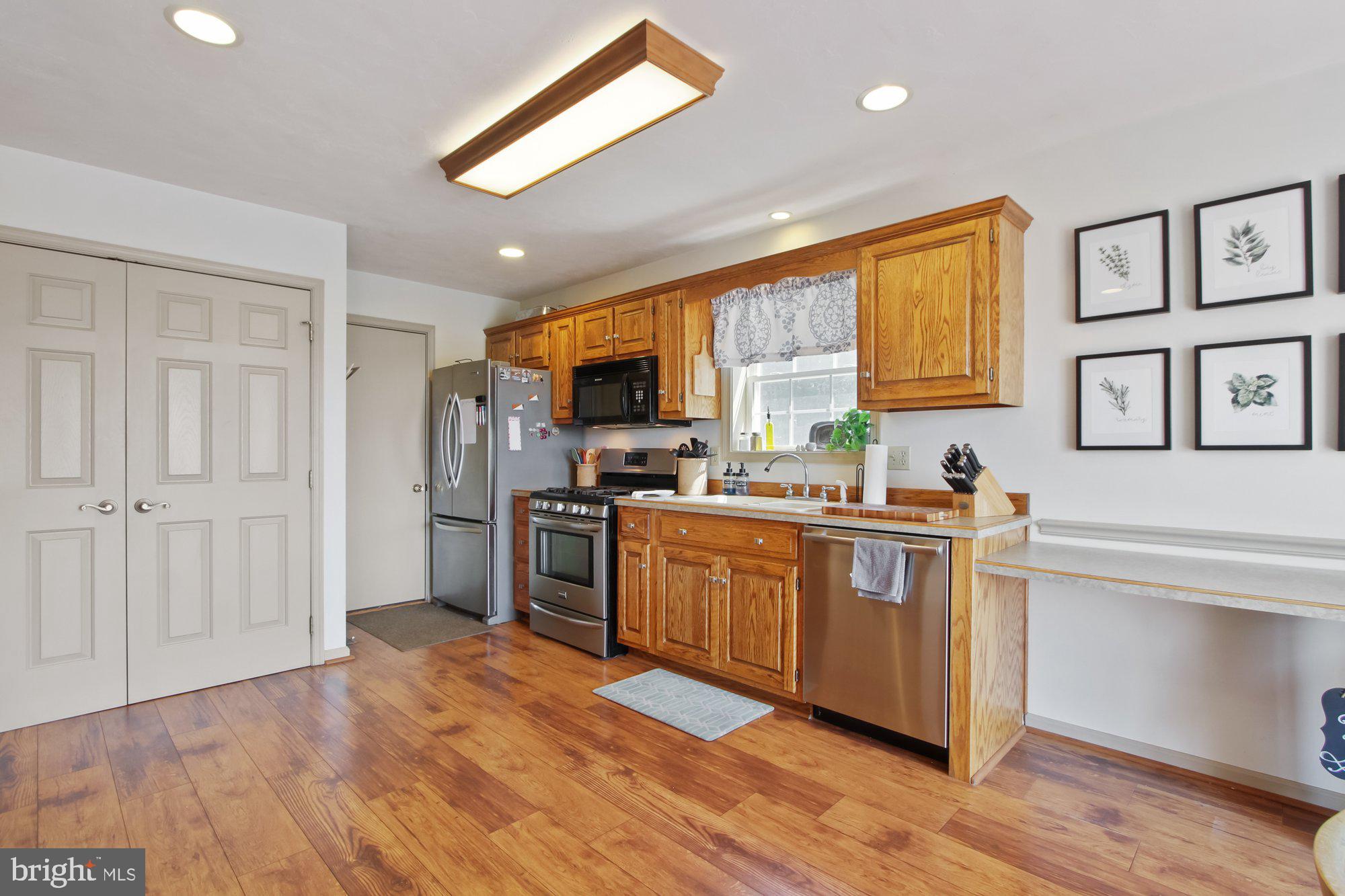 2185 Harney Road Littlestown, PA 17340 - Photo 7 of 28