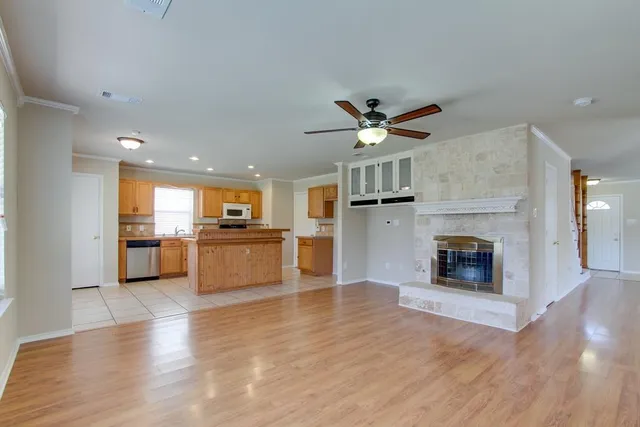 $2,400 | 9301 Bedford Lane, McKinney, TX 75071