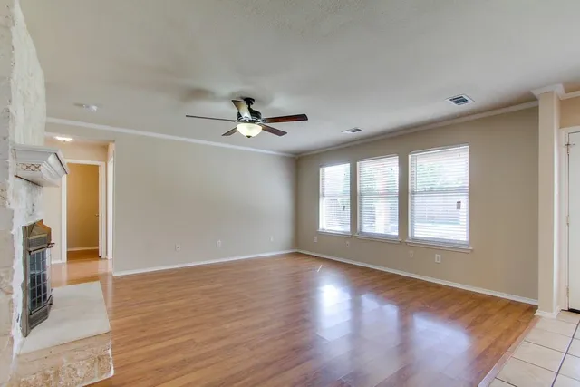 $2,400 | 9301 Bedford Lane, McKinney, TX 75071