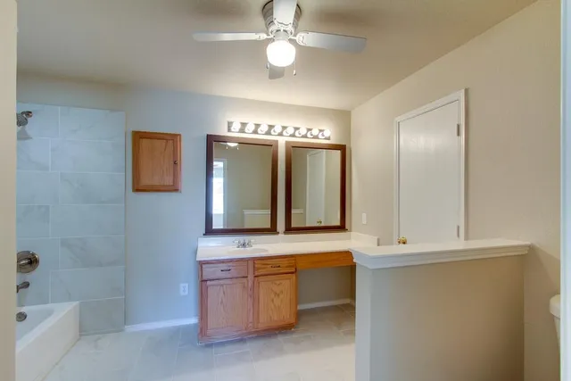 $2,400 | 9301 Bedford Lane, McKinney, TX 75071