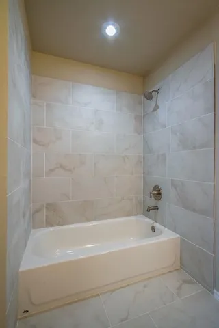 $2,400 | 9301 Bedford Lane, McKinney, TX 75071