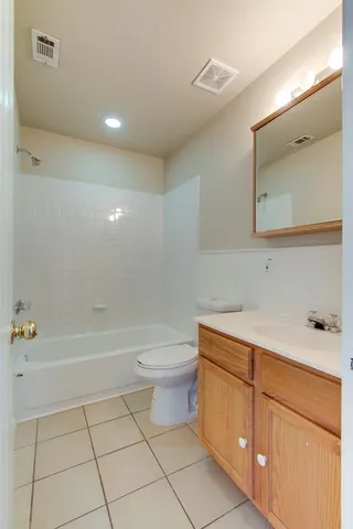 $2,400 | 9301 Bedford Lane, McKinney, TX 75071