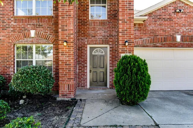 $2,400 | 9301 Bedford Lane, McKinney, TX 75071
