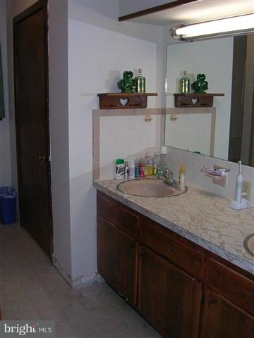 1005 Colebrook Road Mount Joy, PA 17552 - Photo 14 of 25 Gallery Image 14