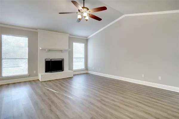 $2,400 | 110 Wildbriar Street, Euless, TX 76039