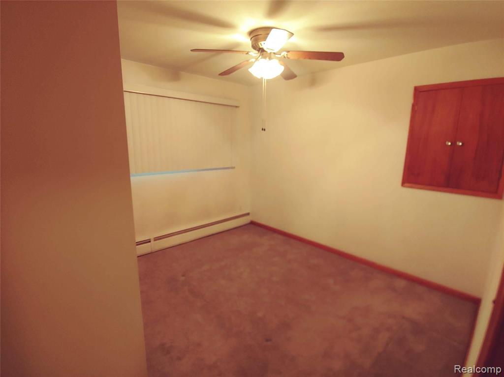 4122 Devon Road Royal Oak, MI 48073 - Photo 15 of 27