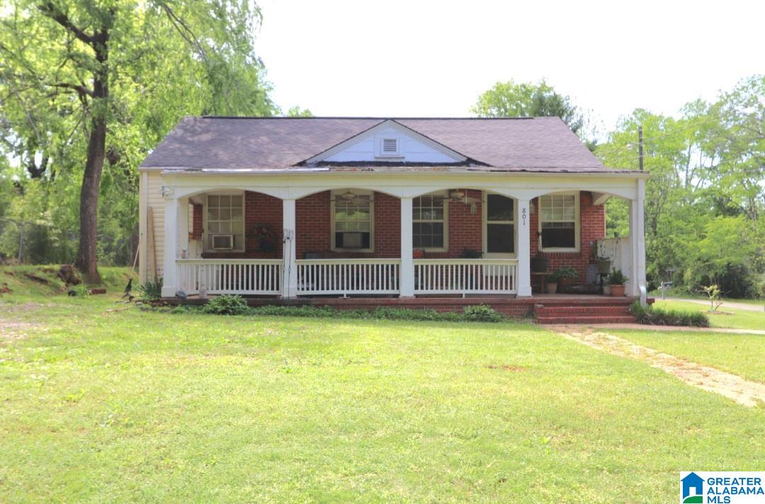 801 Walnut Street Talladega, AL 35160 - Photo 1 of 25