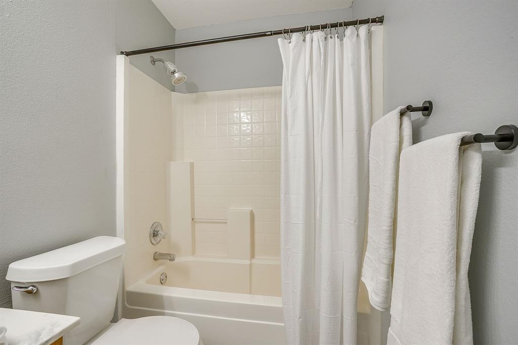 5712 Springtide Drive Fort Worth, TX 76135 - Photo 20 of 25