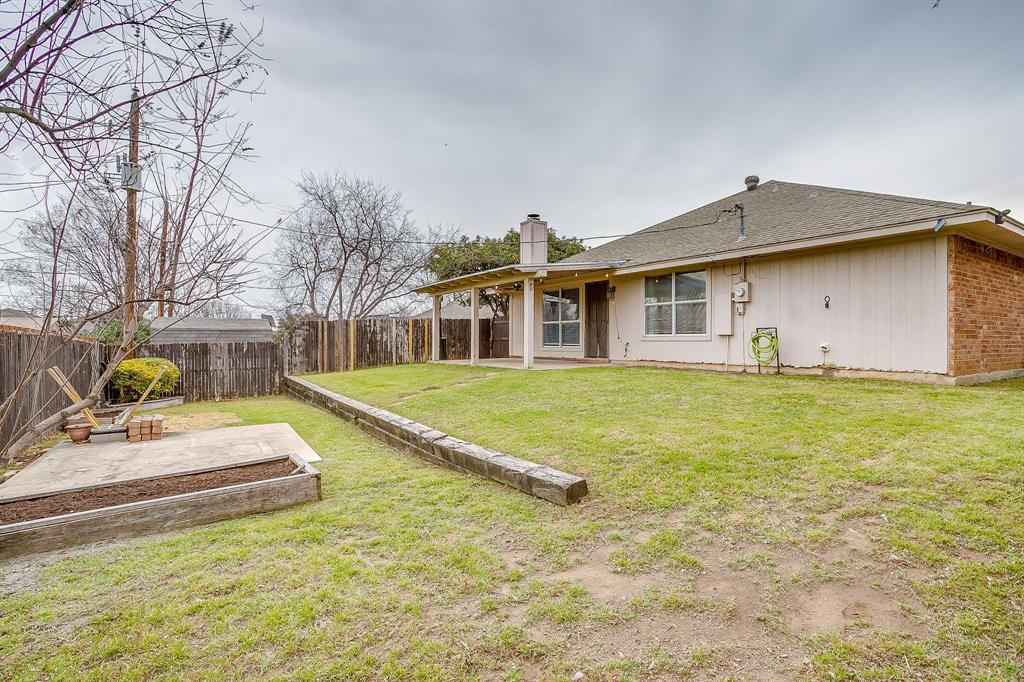 5712 Springtide Drive Fort Worth, TX 76135 - Photo 25 of 25 Large back yard ready for your vision!
