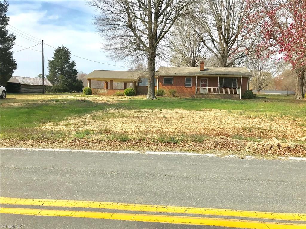 1485 Miller Road Walnut Cove, NC 27052 - Photo 2 of 20