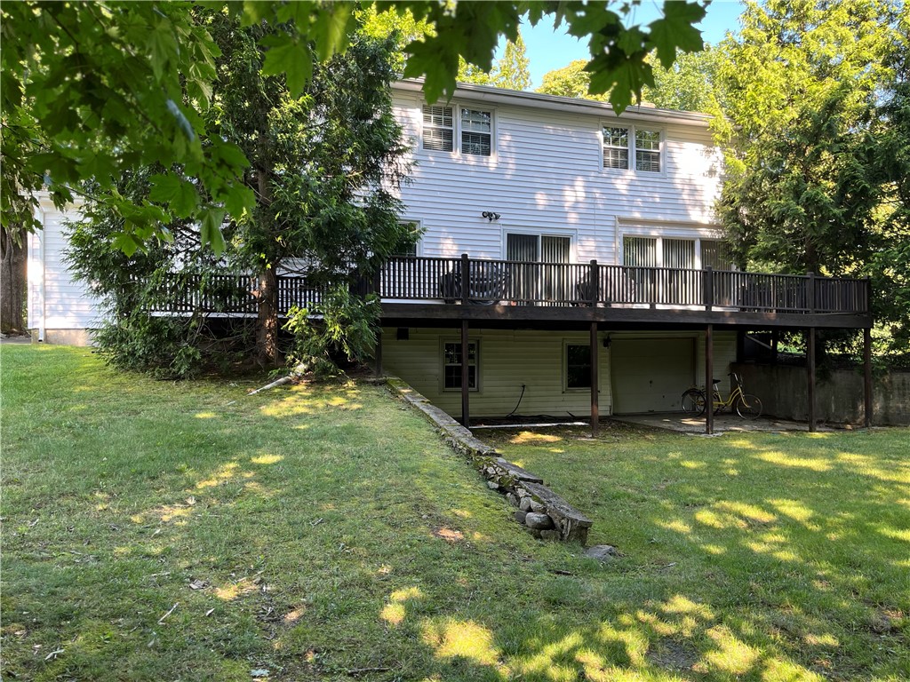 697 Woodward Road North Providence, RI 02904 - Photo 5 of 23
