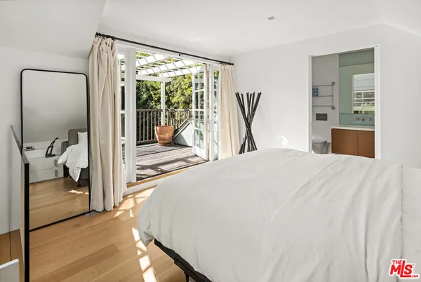 $45,000 | 165 Mabery Road, Santa Monica, CA 90402