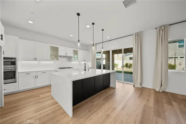 $1,449,999 | 17715 Hillside Way, Canyon Country, CA 91350