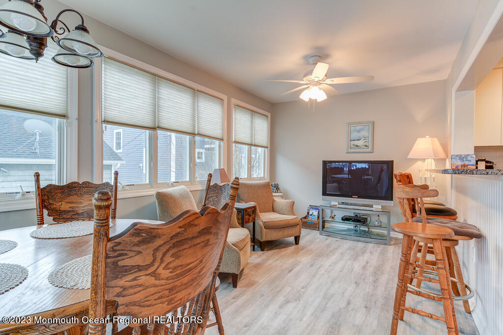 135 Silver Beach Road Lavallette, NJ 08735 - Photo 15 of 33 Mur18