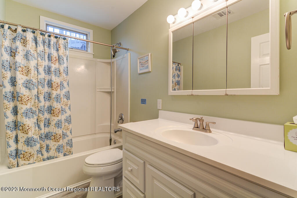 135 Silver Beach Road Lavallette, NJ 08735 - Photo 19 of 33 Mur24