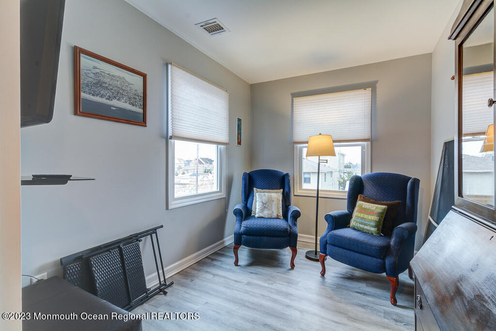 135 Silver Beach Road Lavallette, NJ 08735 - Photo 22 of 33 Mur27