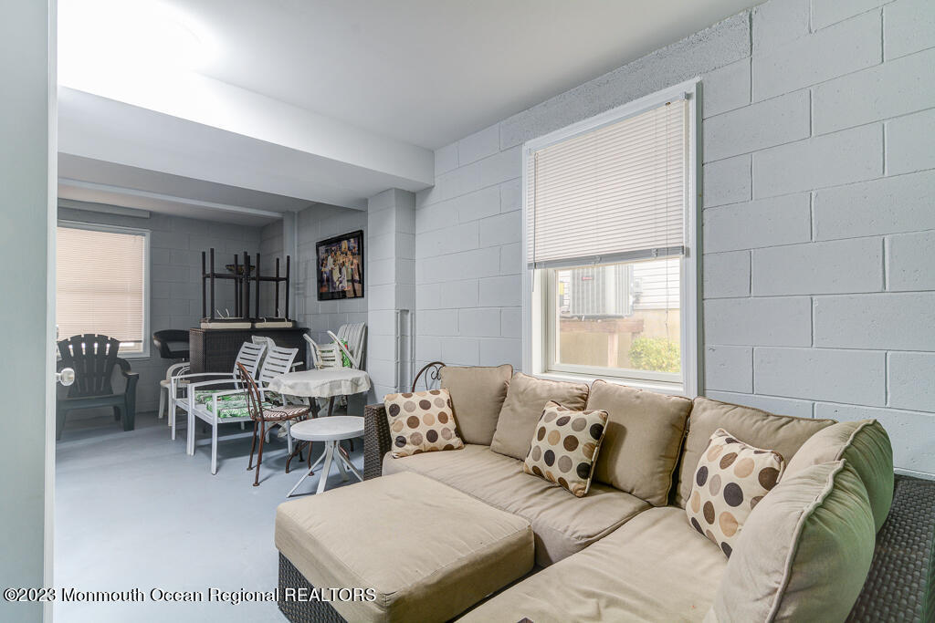 135 Silver Beach Road Lavallette, NJ 08735 - Photo 32 of 33 Mur13