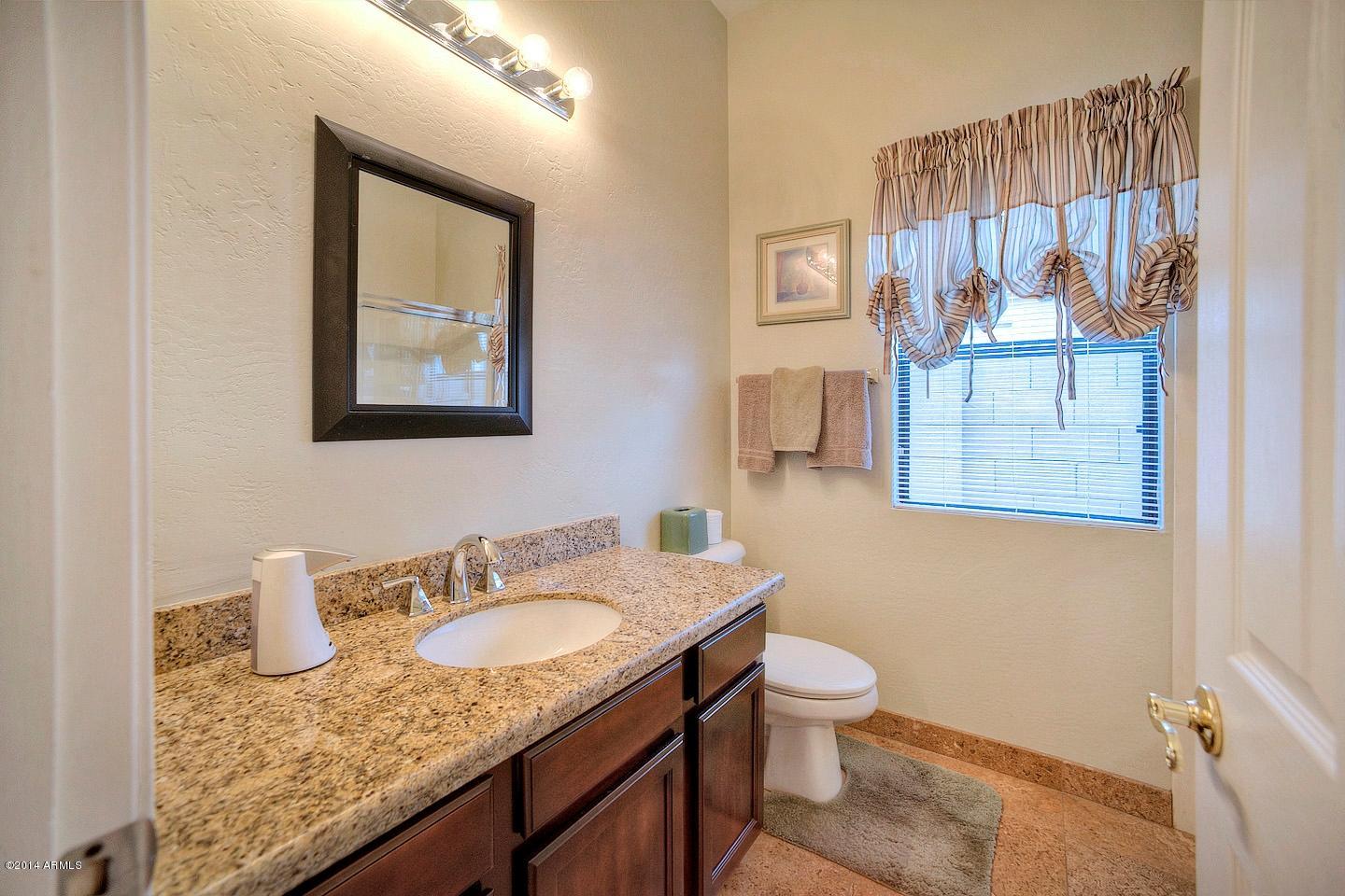 4415 East Jaeger Road Phoenix, AZ 85050 - Photo 17 of 24 Guest Bath