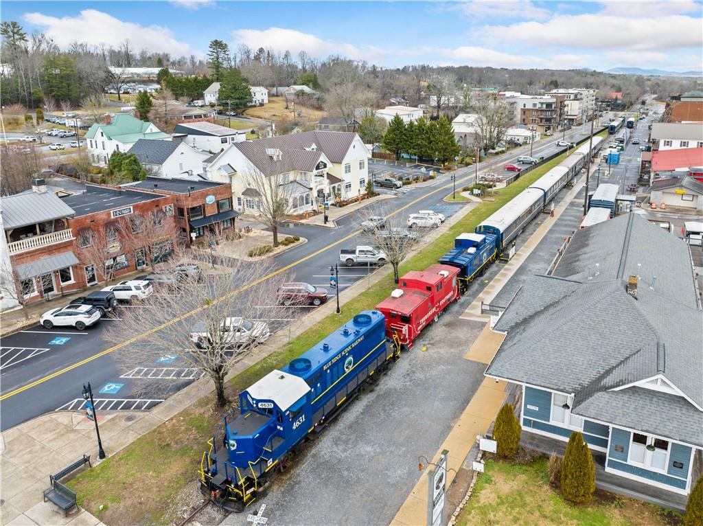 301 Laurel Creek Road Blue Ridge, GA 30513 - Photo 33 of 36 a city view with streets and trees
