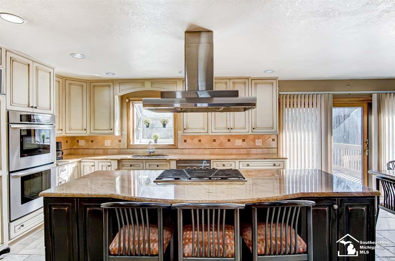 3987 West Sterns Road Lambertville, MI 48144 - Photo 23 of 49 31373379-22.JPG