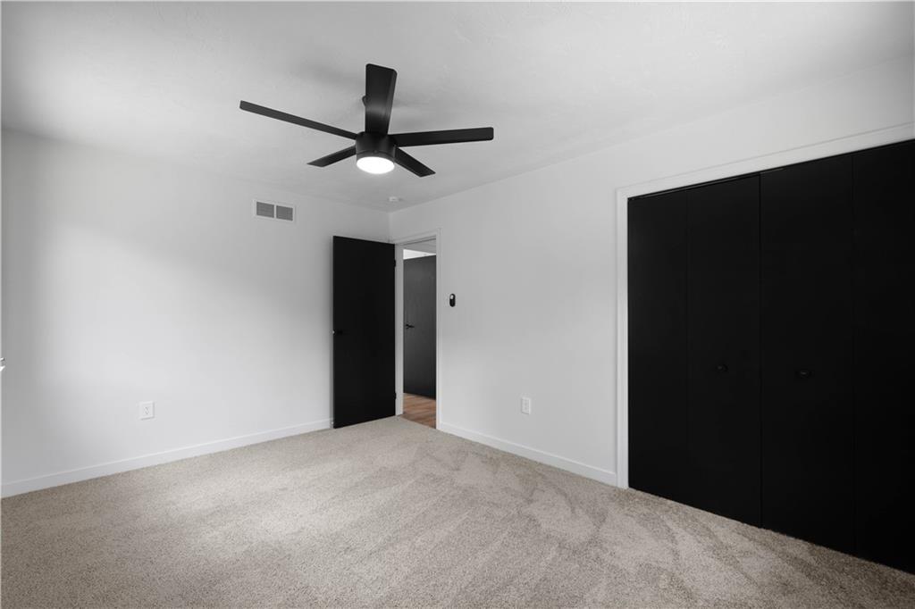 1546 West Ingomar Road Pittsburgh, PA 15237 - Photo 25 of 49 a view of an empty room with a ceiling fan