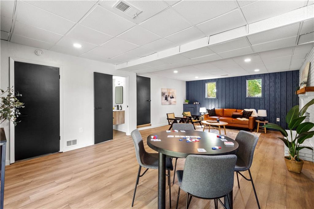 1546 West Ingomar Road Pittsburgh, PA 15237 - Photo 36 of 49 a view of a dining room with furniture and window
