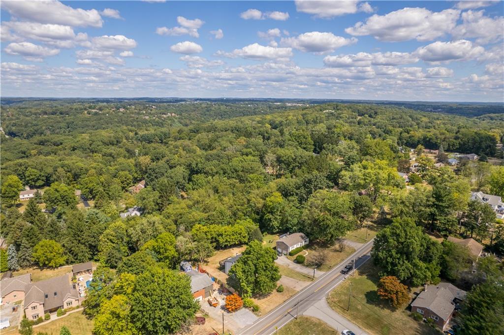 1546 West Ingomar Road Pittsburgh, PA 15237 - Photo 44 of 49 a view of yard with green space