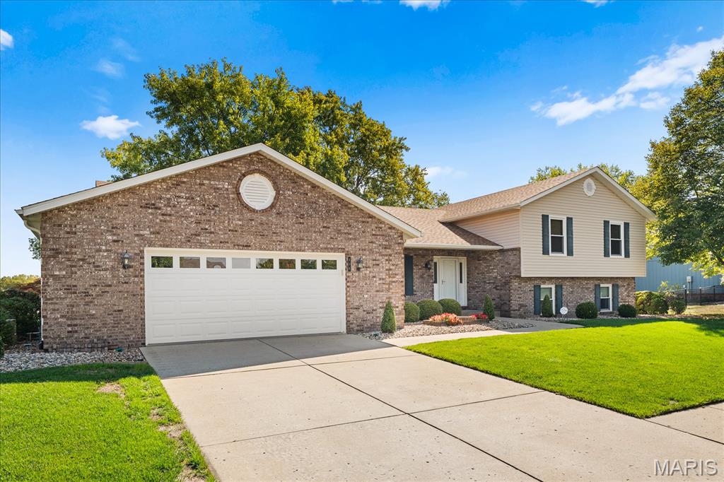 808 Shadow Ridge Crossing O'Fallon, IL 62269 - Photo 5 of 58