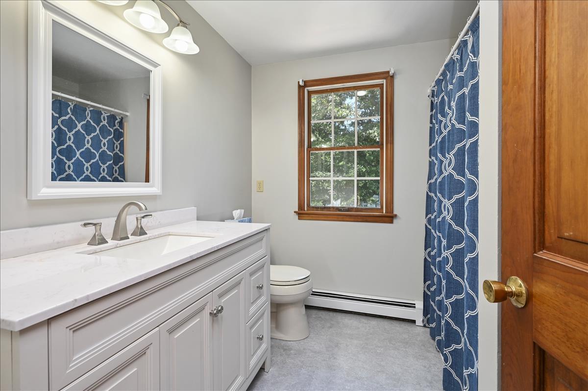 1454 Long Pond Road Brewster, MA 02631 - Photo 18 of 21 1454LP BathUp
