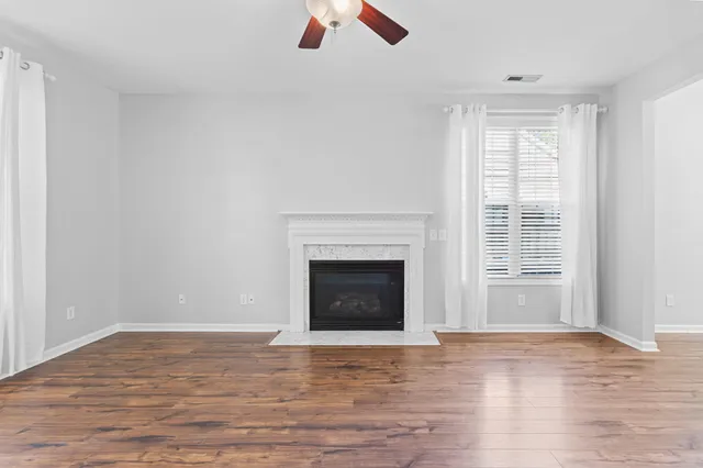 $340,000 | 800 North Aylesbury Road, Goose Creek, SC 29445