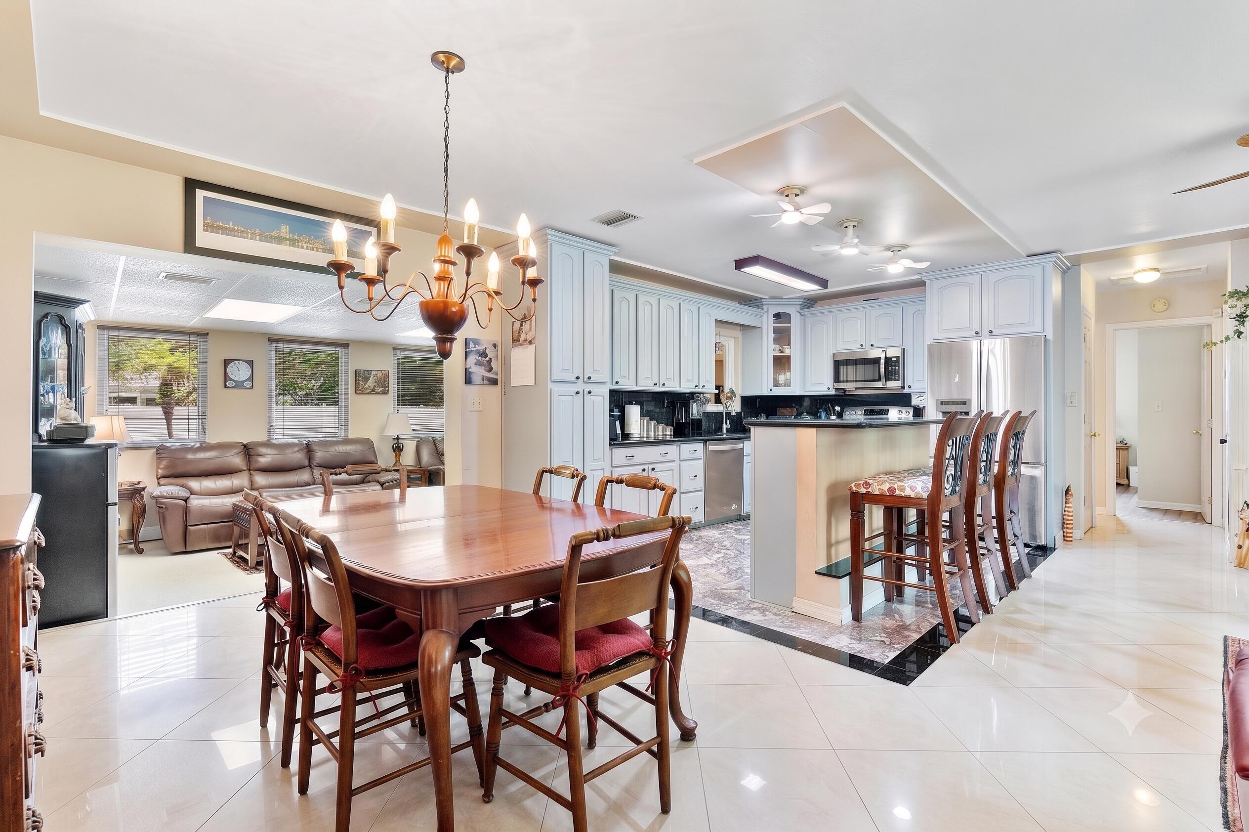 660 Azalea Court Plantation, FL 33317 - Photo 11 of 32 Gemini_Generated_Image_7q319g7q319g7q31
