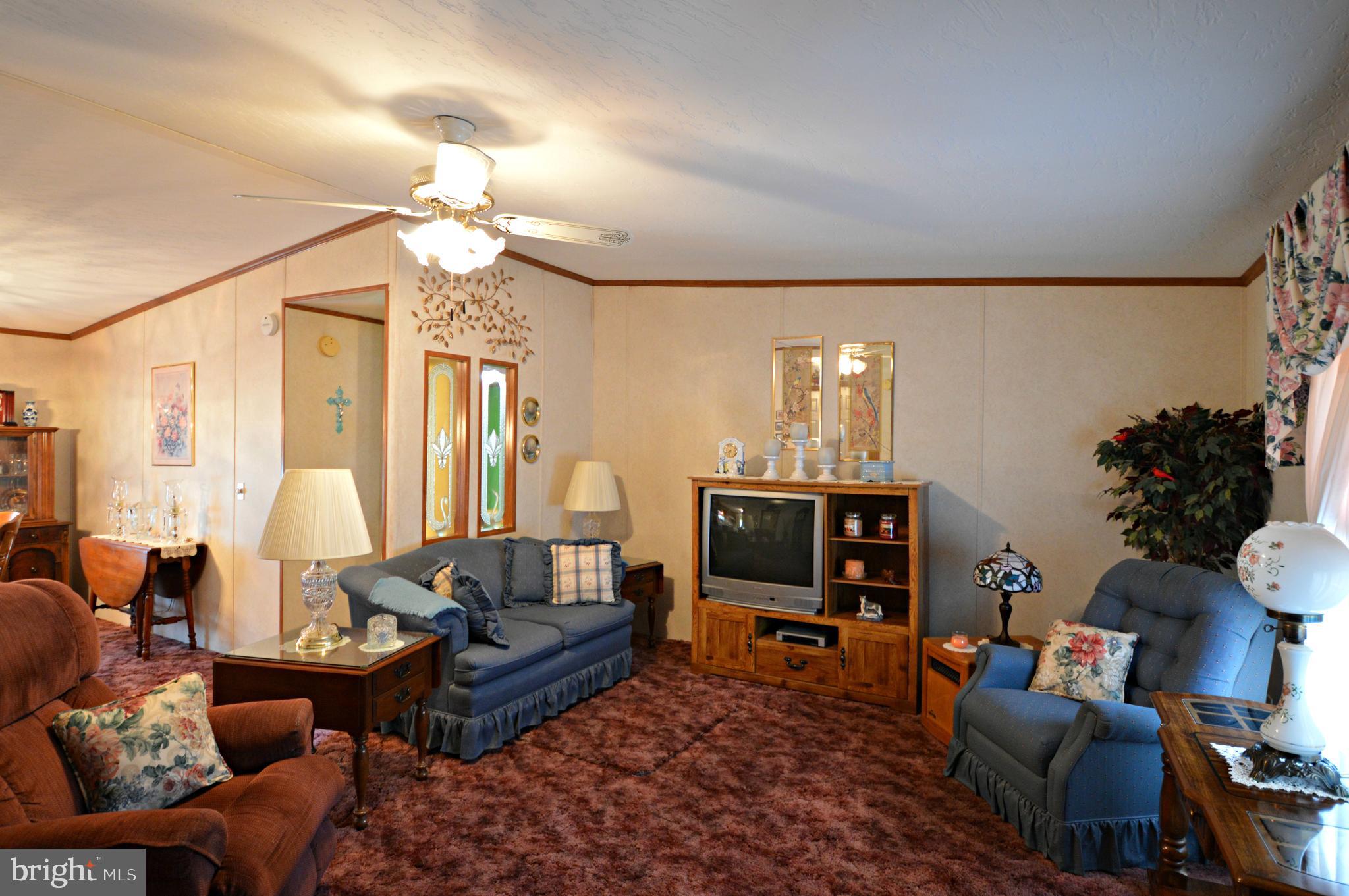 117 Pheasant Ridge Circle Lancaster, PA 17603 - Photo 3 of 37 Gallery Image 3