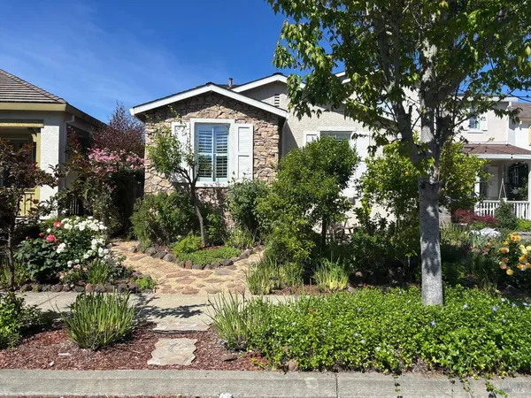 $1,110,000 | 8539 Zinfandel Drive, Windsor, CA 95492