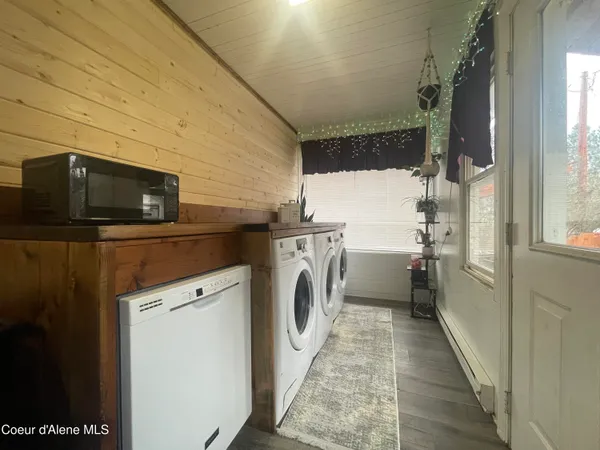 $359,000 | 131 Electric Avenue, Moyie Springs, ID 83845