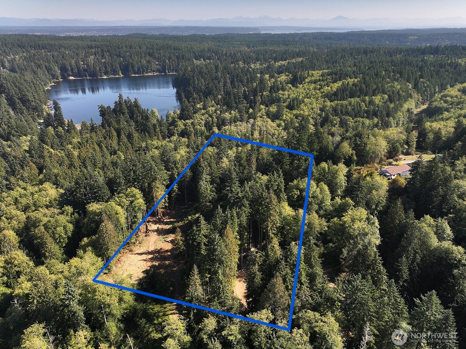 4935 Helppie Lane Freeland, WA 98249 - Photo 1 of 31