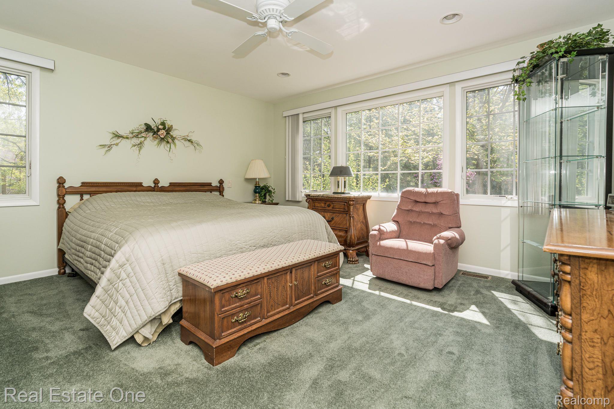 129 Texas Avenue Rochester, MI 48309 - Photo 24 of 50 Gallery Image 24