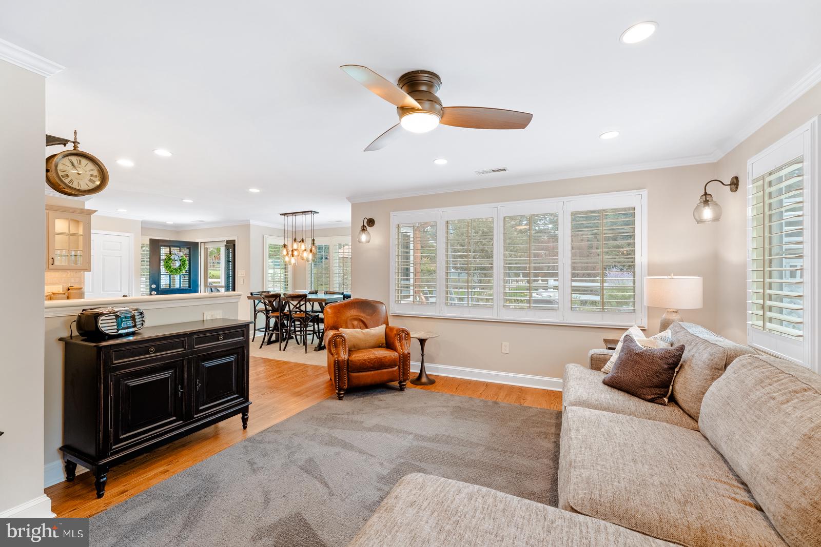 517 Georgian Road Glenside, PA 19038 - Photo 13 of 80 Bright and inviting living space.