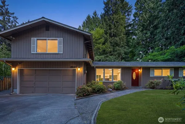 $675,000 | 2225 107th Avenue East, Edgewood, WA 98372
