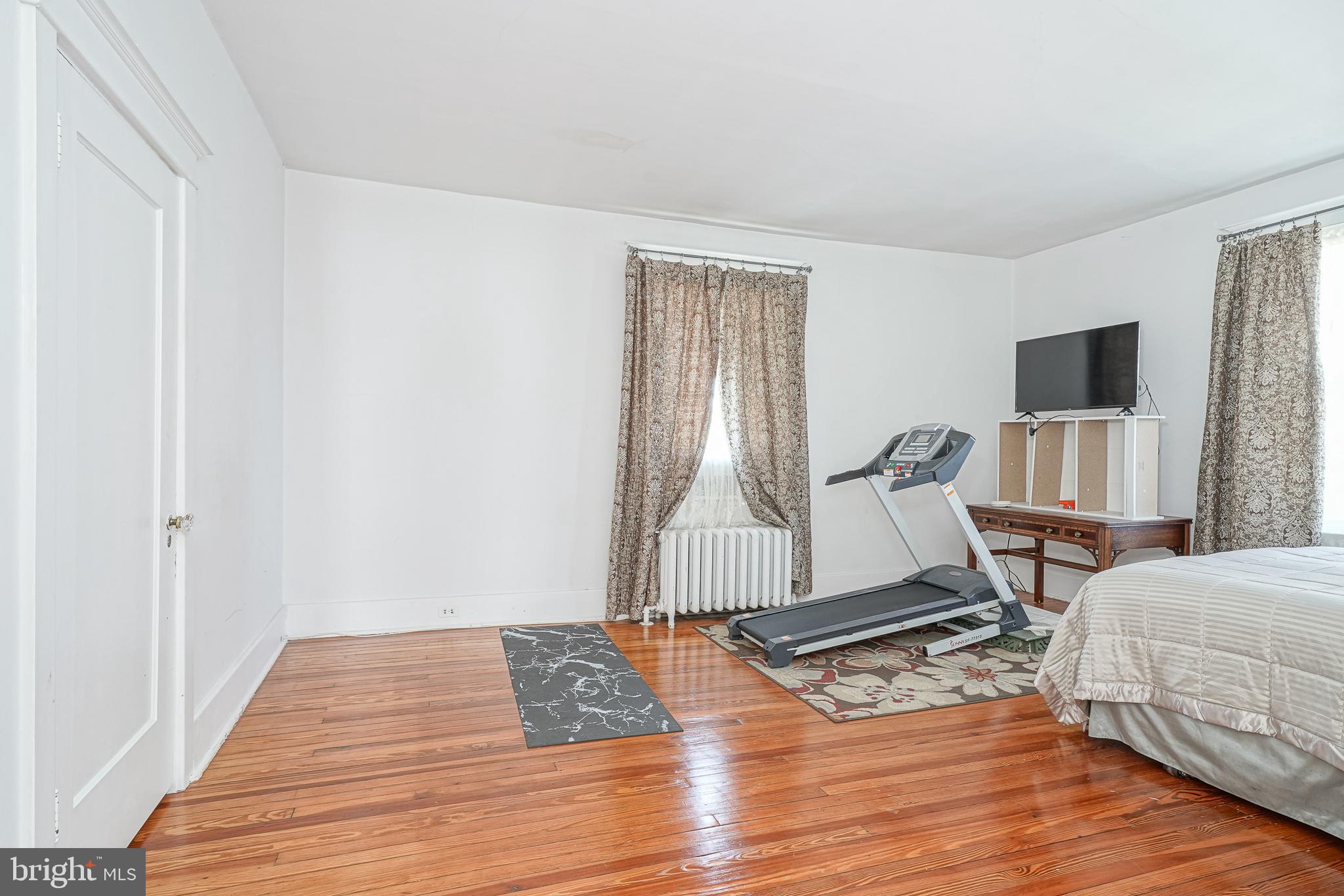 321 Bridgeboro Street Riverside, NJ 08075 - Photo 34 of 49 Bedroom 4